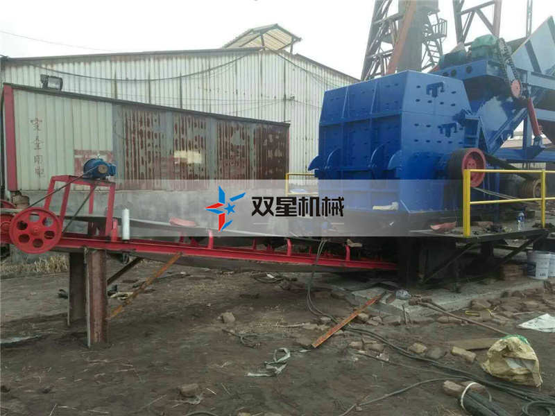 金屬国产麻豆91成人网站設備工作現場